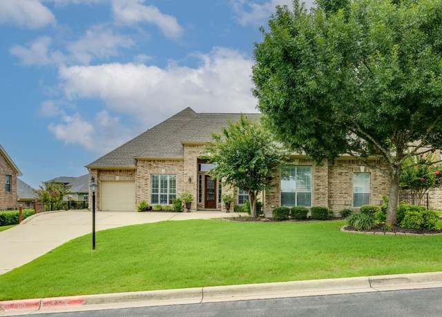 Property at 117 N Whitley Dr, Austin, TX 78738, 4 beds, 3.5 baths