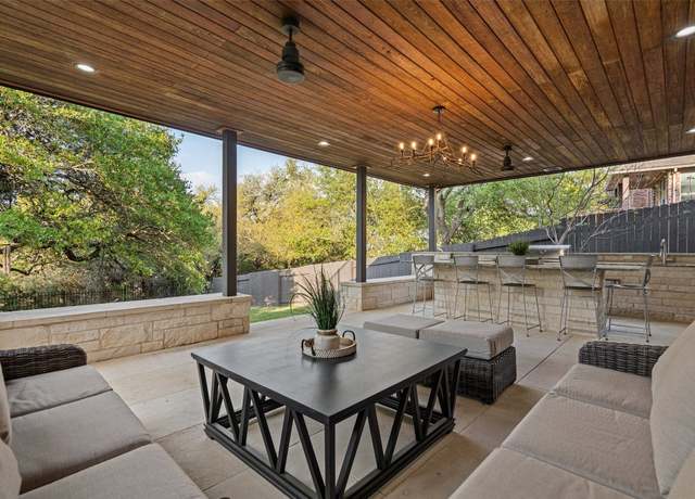 Property at 250 Open Sky Rd, Austin, TX 78737, 6 beds, 4.5 baths