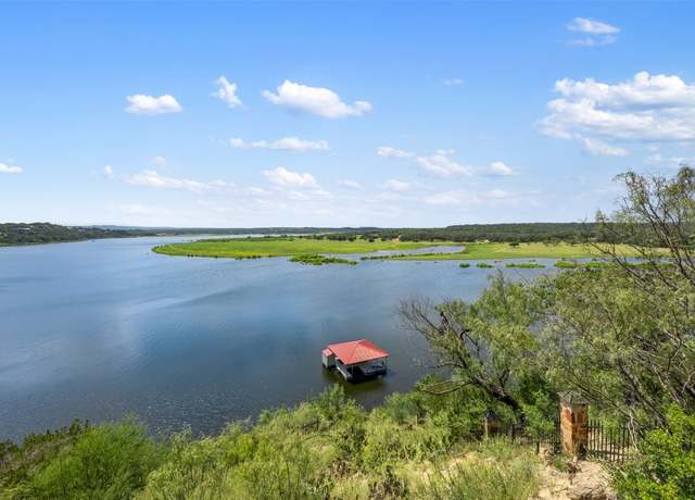 Property at 335 Harbor Dr, Spicewood, TX 78669
