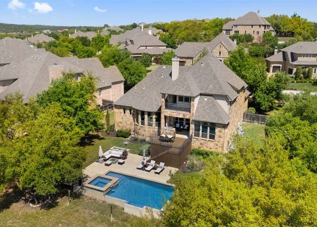 Property at 700 Santaluz Path, Austin, TX 78732, 4 beds, 4.5 baths
