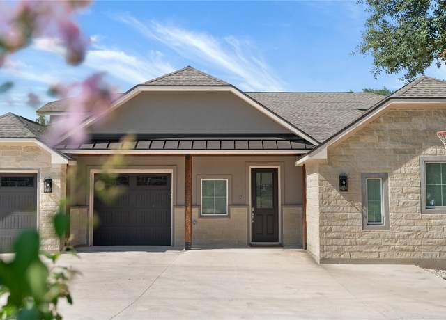 Property at 21203 Kiowa Cv, Lago Vista, TX 78645, 4 beds, 3.5 baths