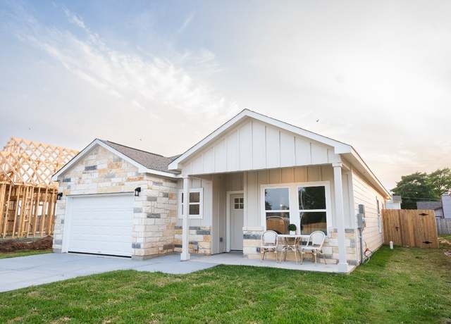 Property at 307 String Prairie Way, Smithville, TX 78957, 2 beds, 2 baths