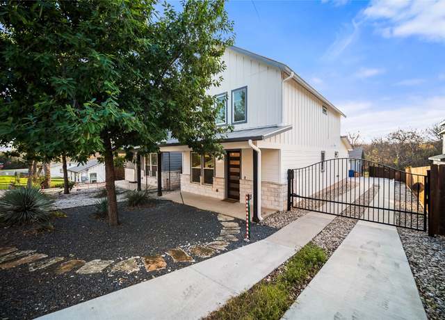 Property at 1206 Deloney St Unit B, Austin, TX 78721, 3 beds, 3.5 baths
