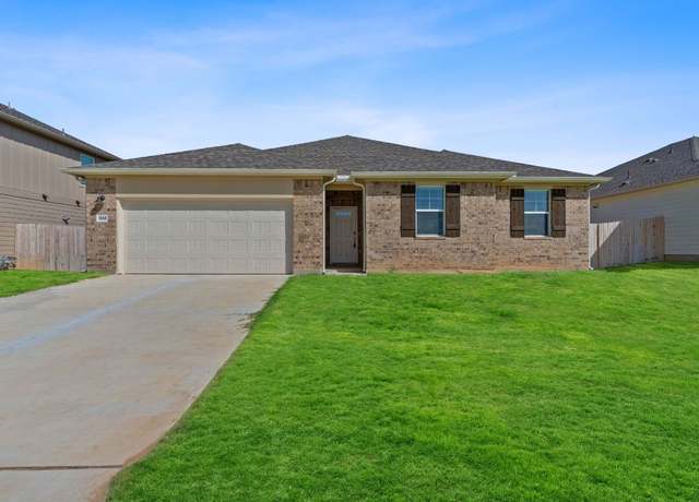 Property at 1568 South Main St, Kyle, TX 78640, 4 beds, 2.5 baths