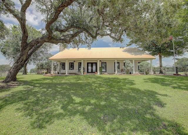 Property at 4214 Old College Rd, La Grange, TX 78945, 5 beds, 4 baths