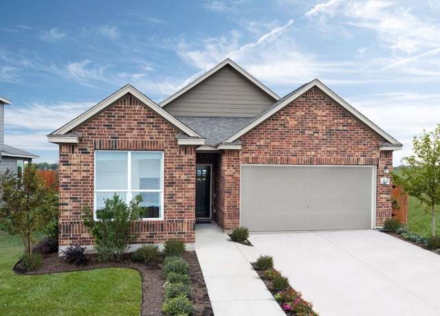 Property at 303 Pitkin Dr, Lockhart, TX 78644, 3 beds, 2 baths