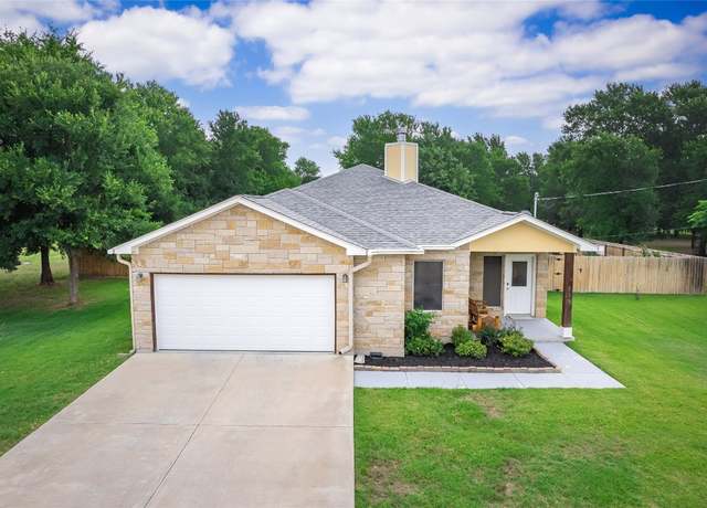 Property at 116 Naalehu Ct, Bastrop, TX 78602, 4 beds, 2 baths