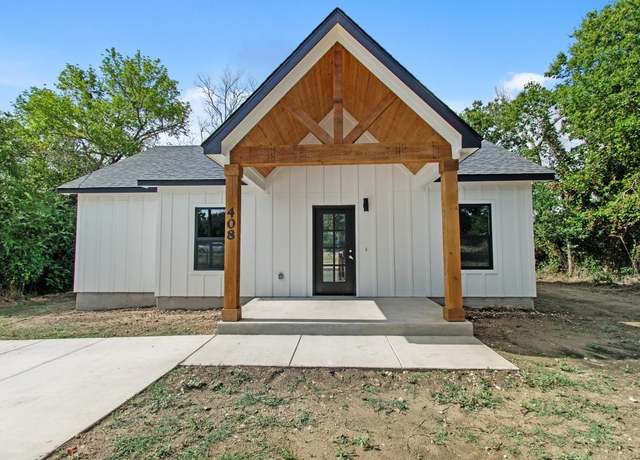 Property at 408 Griffin St, Luling, TX 78648, 2 beds, 2 baths