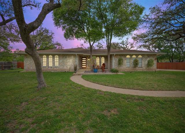 Property at 7900 Espanola Trl, Austin, TX 78737, 4 beds, 2 baths