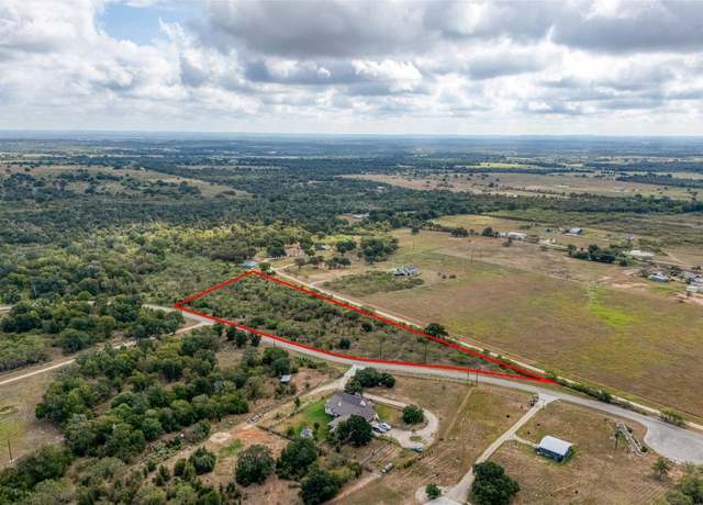 Property at 140 Spanish Oaks Blvd, Lockhart, TX 78644