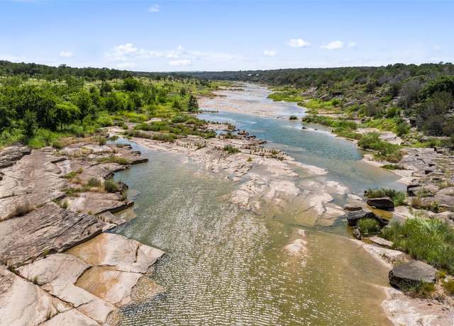 Property at 960 Gipson Rd, Johnson City, TX 78636
