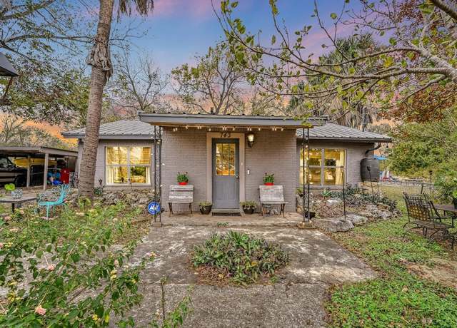 Property at 743 Centre St, San Marcos, TX 78666, 3 beds, 1 bath