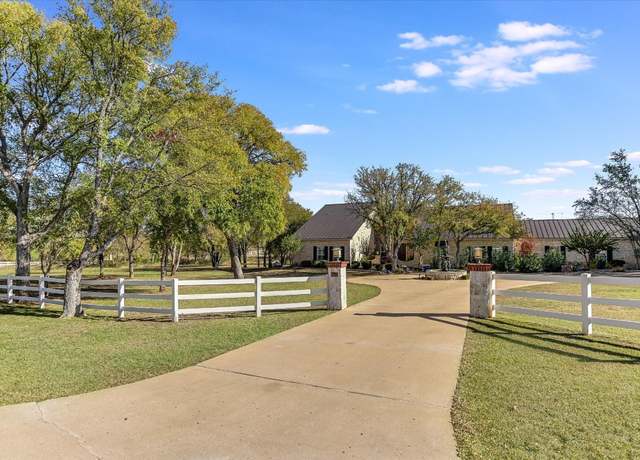 Property at 209 Tarbet Trl, Horseshoe Bay, TX 78657, 4 beds, 4.5 baths