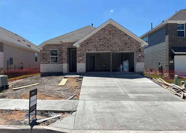 Property at 102 Brislecone Pass, Hutto, TX 78634, 3 beds, 2 baths