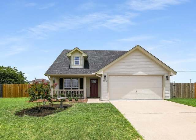 Property at 908 Patriot Ct, Temple, TX 76502, 3 beds, 2 baths