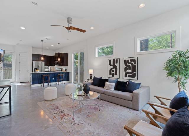 Property at 1122 1/2 Gunter St Unit A, Austin, TX 78702, 3 beds, 2.5 baths