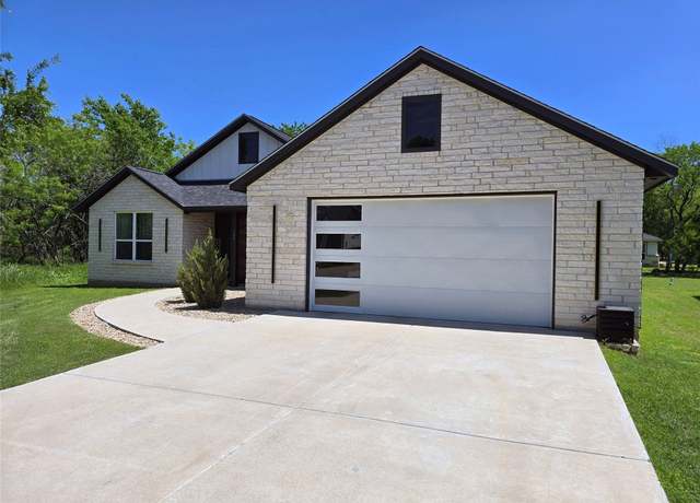 Property at 109 Kipapa Ct, Bastrop, TX 78602, 3 beds, 2 baths