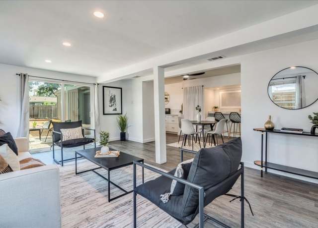 Property at 3210 Kay St, Austin, TX 78702, 3 beds, 1 bath