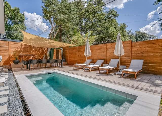 Property at 207 El Paso St, Austin, TX 78704, 4 beds, 3 baths