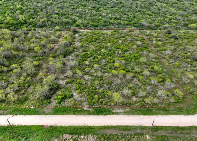 Property at Lot 7 Pr Frio Estates Dr, Moore, TX 78057