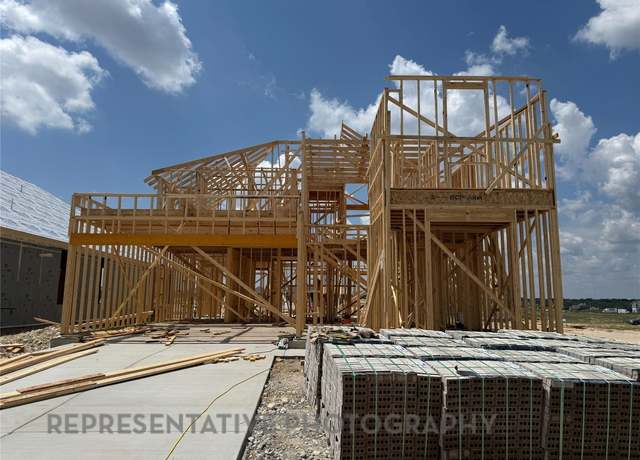 Property at 205 Green Brush Dr, Liberty Hill, TX 78642, 4 beds, 4 baths