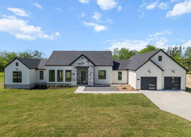 Property at 17109 Saint Therese Rd, Manor, TX 78653, 4 beds, 3 baths