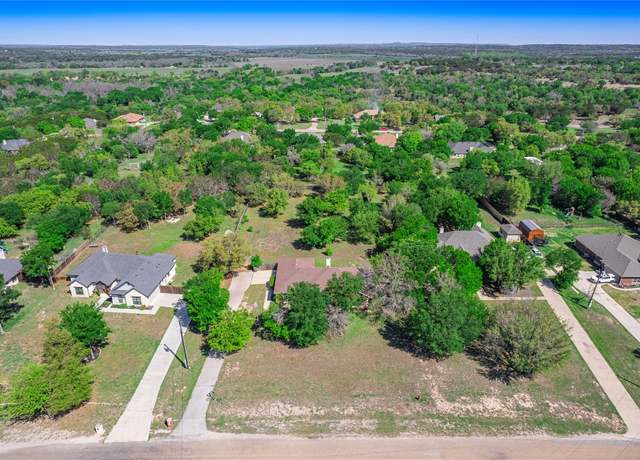 Property at 1398 County Road 3152, Kempner, TX 76539, 4 beds, 2 baths