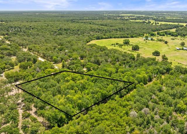 Property at 1172 Deerwood Dr, Elgin, TX 78621