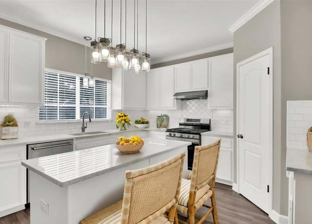 Property at 3504 Ashmere Loop SE, Round Rock, TX 78681, 4 beds, 3.5 baths