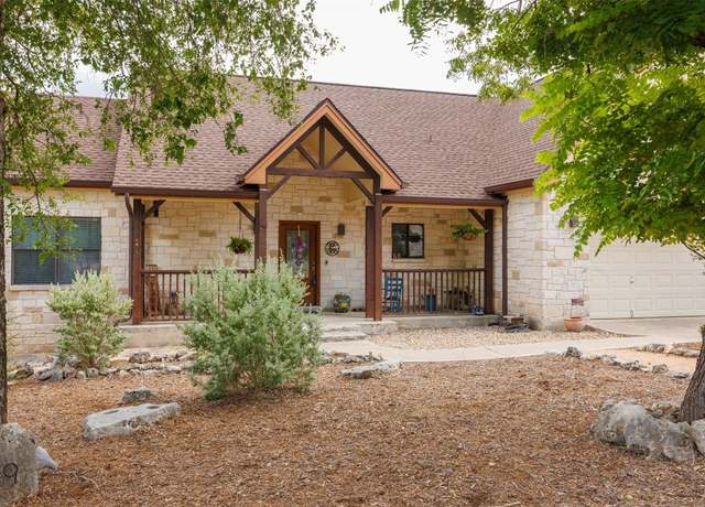 Property at 29 Creek Side Dr, Wimberley, TX 78676, 5 beds, 3 baths