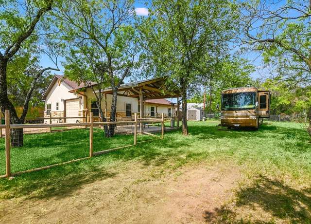Property at 614 Maple Ln, Cottonwood Shores, TX 78657, 3 beds, 2 baths