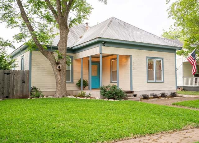 Property at 913 Fowzer St, Taylor, TX 76574, 3 beds, 2 baths