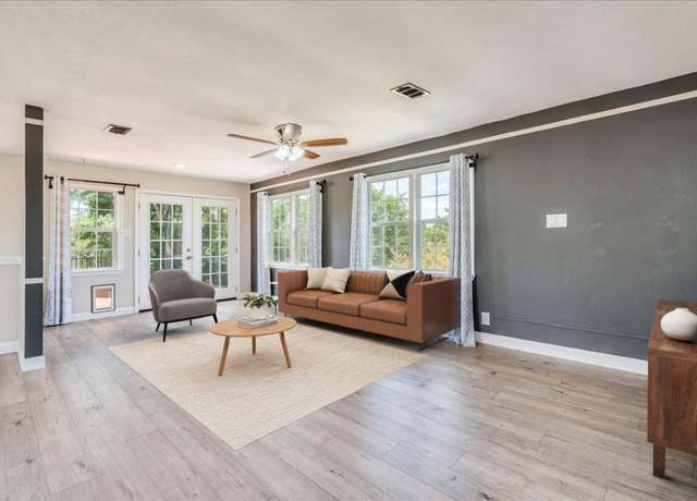 Property at 8204 Williamson Creek Dr, Austin, TX 78736, 3 beds, 2.5 baths