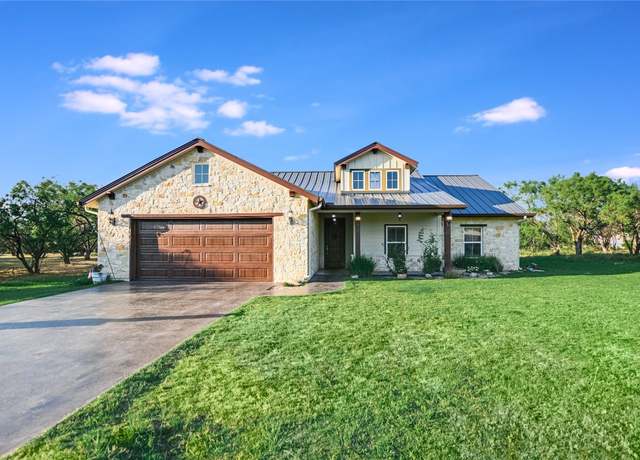 Property at 1502 Hi Cir S, Horseshoe Bay, TX 78657, 4 beds, 2 baths