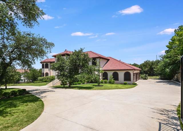 Property at 427 Bella Montagna Cir, Austin, TX 78734, 6 beds, 5 baths