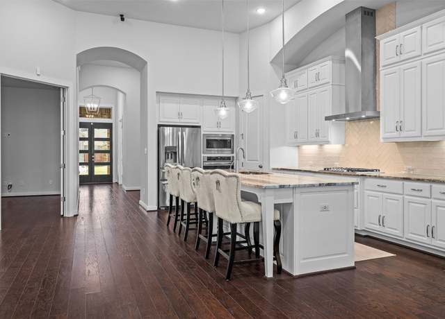 Property at 116 Texon Dr, Liberty Hill, TX 78642, 4 beds, 4 baths