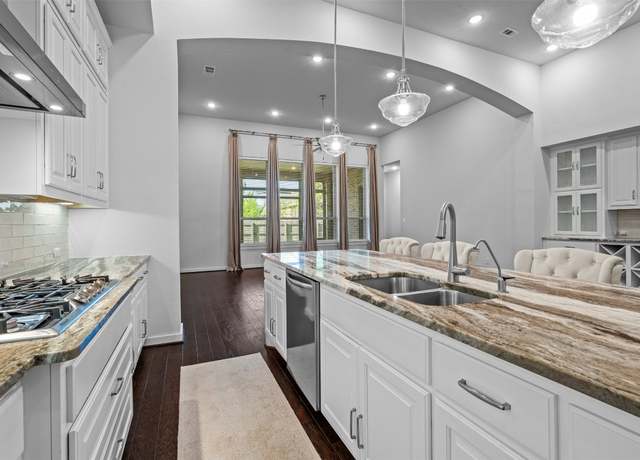 Property at 116 Texon Dr, Liberty Hill, TX 78642, 4 beds, 4 baths