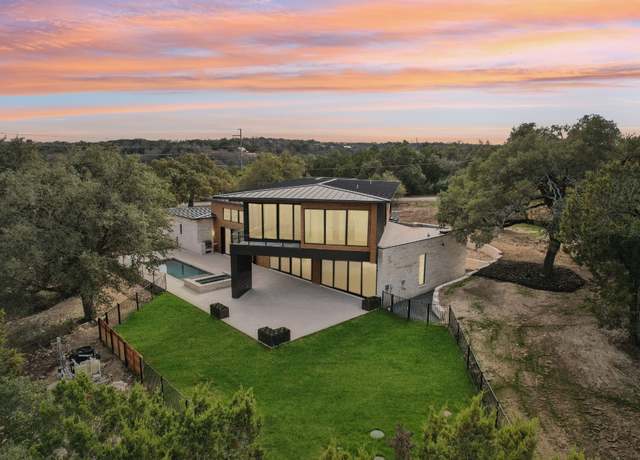 Property at 14700 Crosscreek Dr, Austin, TX 78737, 5 beds, 3.5 baths