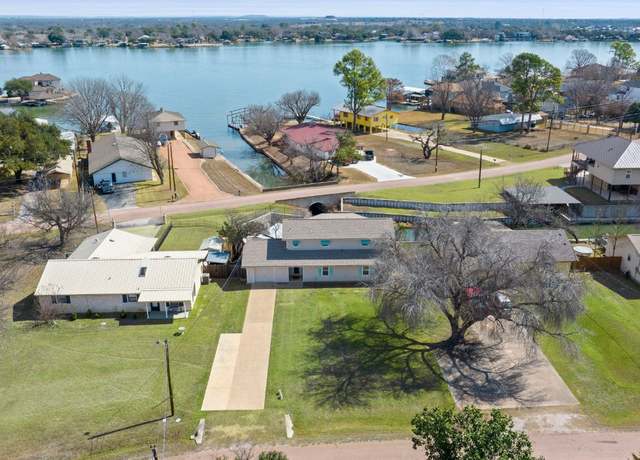 Property at 107 Channel Dr, Sunrise Beach, TX 78643, 3 beds, 1.5 baths
