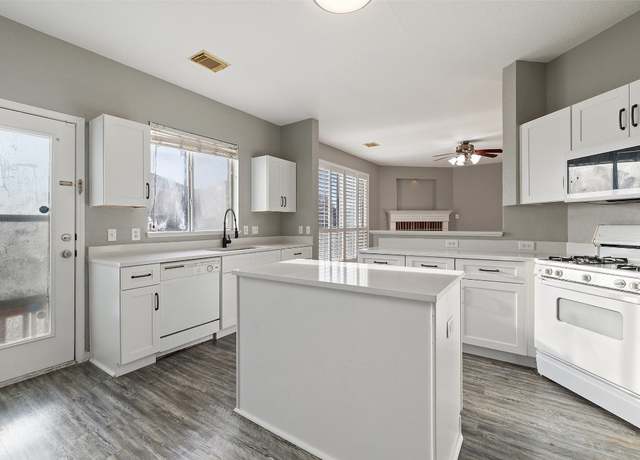 Property at 803 Lawmans Ct, Round Rock, TX 78665, 3 beds, 2.5 baths