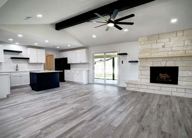 Property at 1883 Fm 20 Rd, Red Rock, TX 78662, 3 beds, 2.5 baths