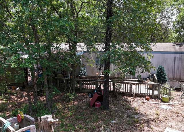 Property at 642 Hidden Oaks Dr, Elgin, TX 78621, 3 beds, 2 baths