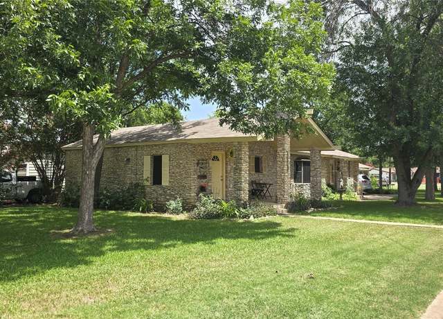 Property at 1801 Ash St, Georgetown, TX 78626, 3 beds, 2 baths