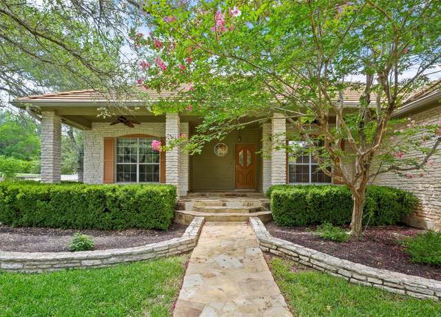 Property at 1006 Palos Verdes Dr, Lakeway, TX 78734, 4 beds, 3 baths