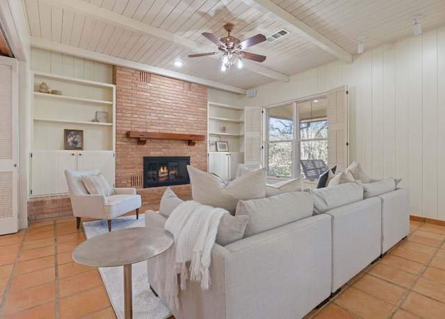 Property at 6615 La Concha Pass, Austin, TX 78749, 5 beds, 5 baths