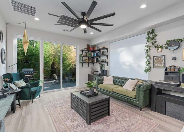 Property at 2703 E 3rd St #2, Austin, TX 78702, 2 beds, 2.5 baths