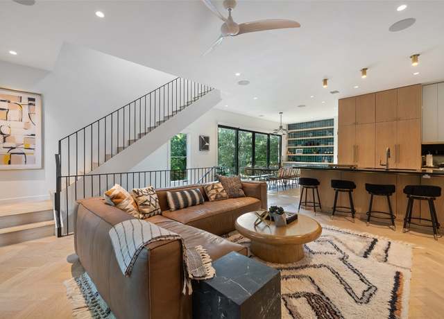 Property at 706 West Ave Unit H, Austin, TX 78701, 3 beds, 3.5 baths
