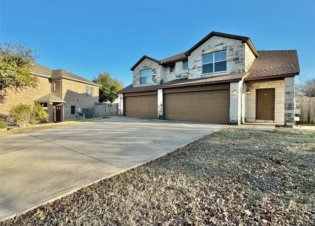 Property at 1411 Bergin Ct Unit B, Georgetown, TX 78626, 3 beds, 2.5 baths