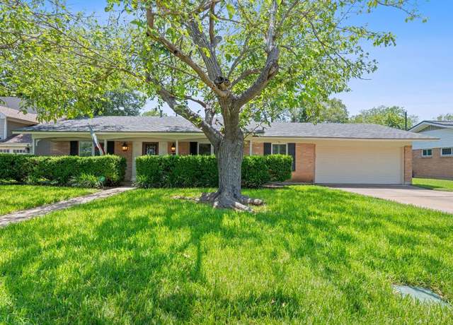 Property at 3207 Whitepine Dr, Austin, TX 78757, 3 beds, 2 baths