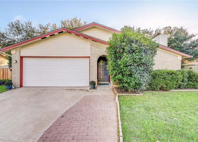 Property at 4303 Tamarack Trl, Austin, TX 78727, 3 beds, 2 baths